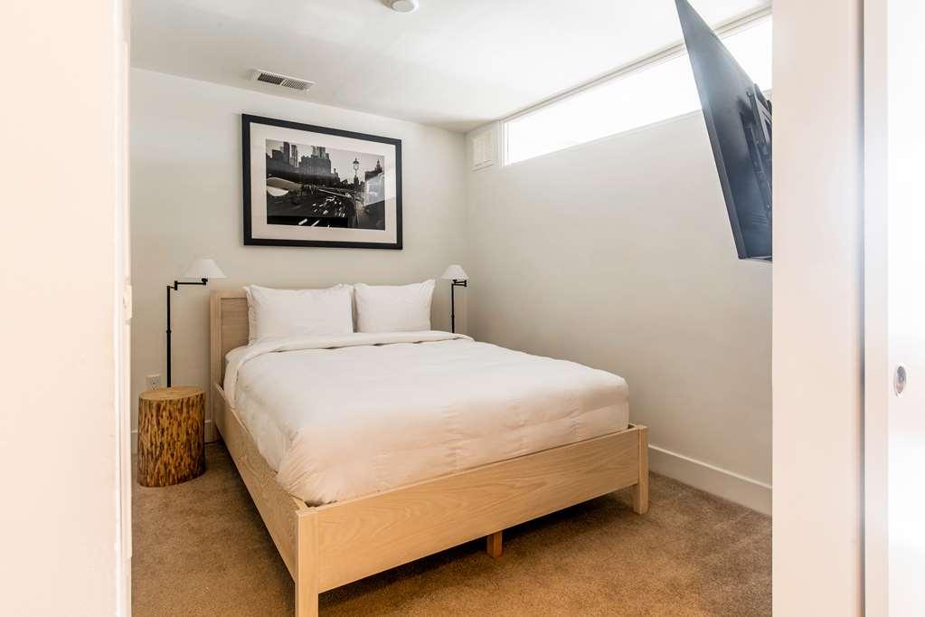 Mint House Alexandria - Old Town Aparthotel Room photo